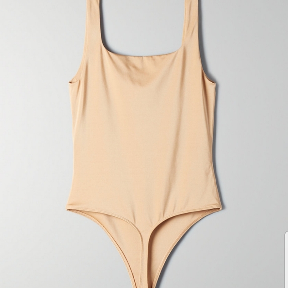 NWT! Aritzia Babaton Bodysuit - Picture 6 of 8
